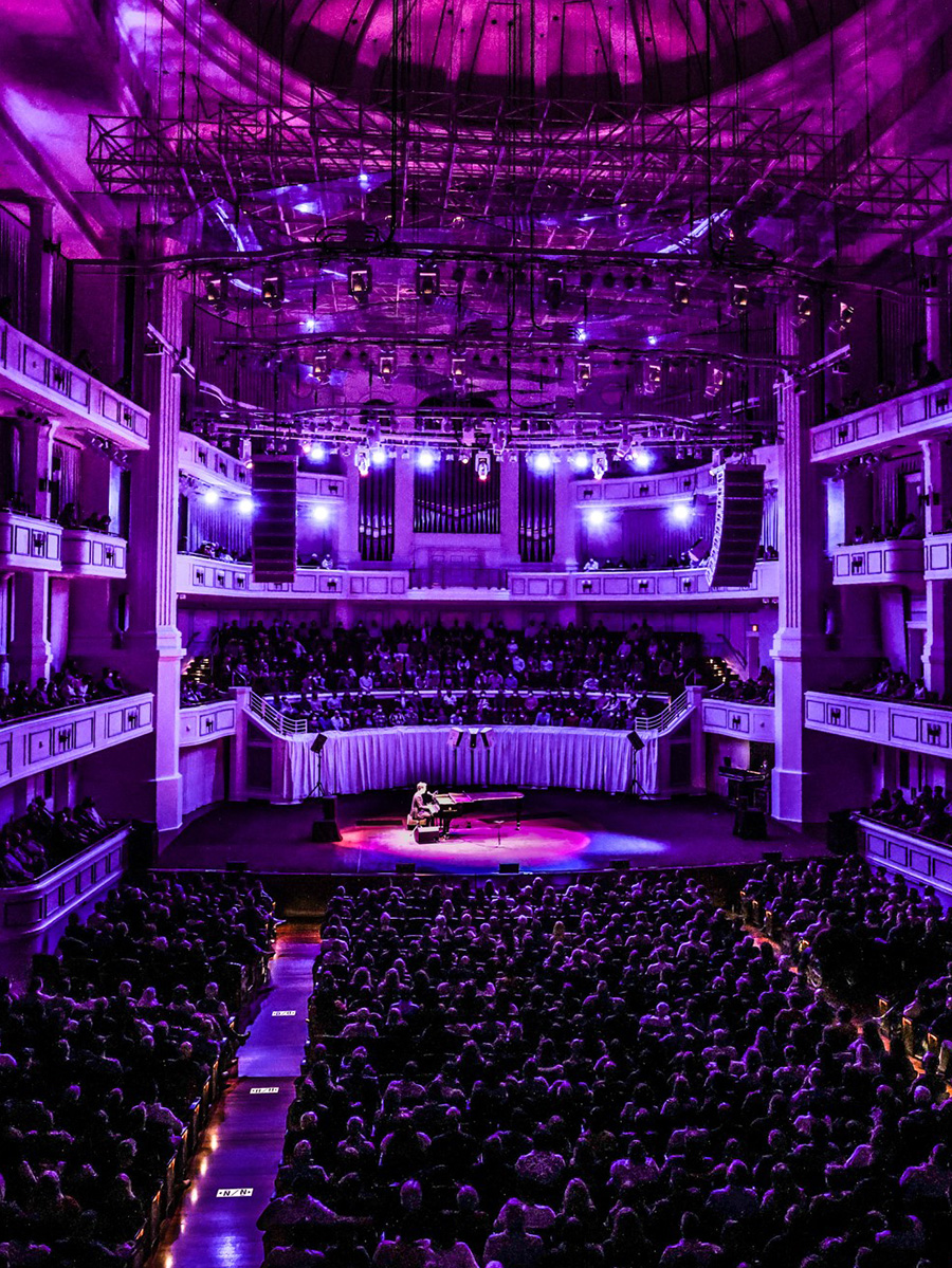 Ben Folds performs a sold-out solo concert in the Palladium.