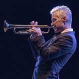 Chris Botti plays a trumpet