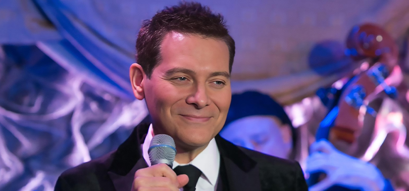Michael Feinstein in Coming Home: The Holiday Celebration